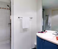 Bathroom at Rennes Centre