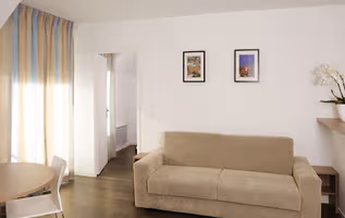 Roissy Village Serviced Apartment, Champs Elysees