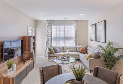 Pendleton Way Apartments
