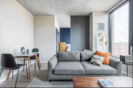 W Washington Blvd Serviced Apartment #W810 Serviced Apartment, West Loop