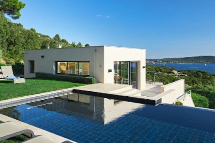 A STUNNING 380m2 MEDITERRANEAN SEA VIEW VILLA