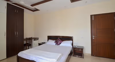 New Friends Colony Apartments