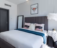 Royal Oceanic 1 Serviced Apartment