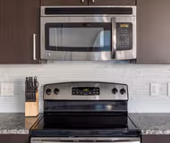 Mount Vernon Avenue Apartment