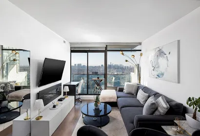 Condo Yorkville