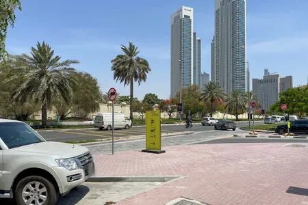 Charming One Bedroom Apartment In Index Tower