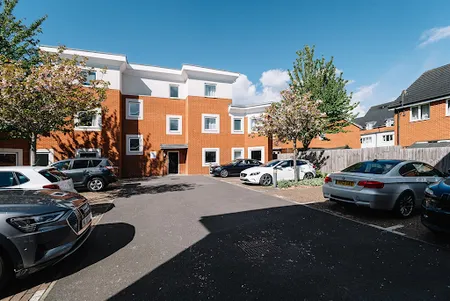Exterior of Palmerston House 2 Bedroom Apartments, Reading - 2 Bathroom with Parking