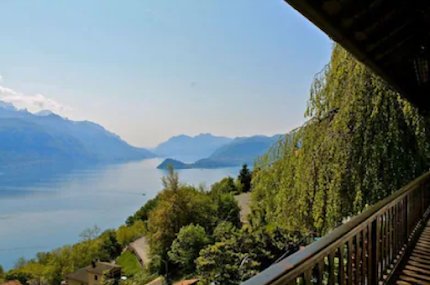 SOLUTION TO YOUR ITALIAN GETAWAY - PRETTY HAMLET WITH ASTONISHING VIEWS OF COMO