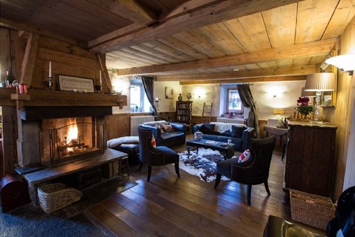 Ski Lovers Paradise on the Slopes of Mozine