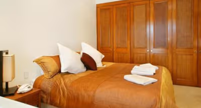 Dowling Street Apartments