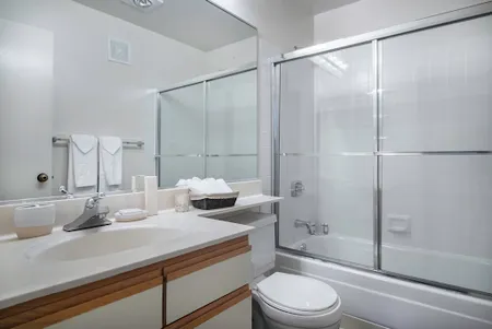 Brannan St Apartment