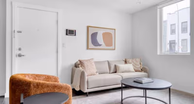 Lorimer Street Apartment