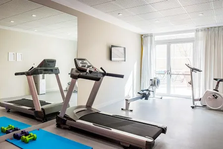 Gym at Access la Defense Puteaux, Champs Elysees