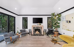 North Crescent Heights Blvd Apartment