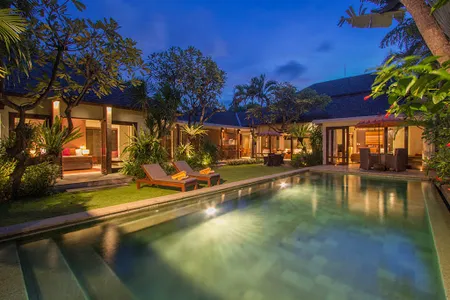 A Glamorous Family Villa With Outstanding Style