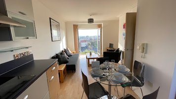 2Bed Stunning Basing Apartment
