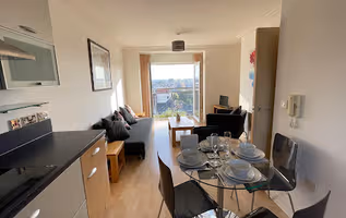 2Bed Stunning Basing Apartment