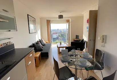 2Bed Stunning Basing Apartment
