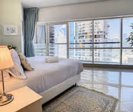 Calming Concorde Tower Apartment