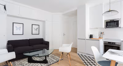 Commandant Serviced Apartment