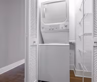 Luxury bathroom at North Halsted Street #1706 Serviced Apartment, Lincoln Park