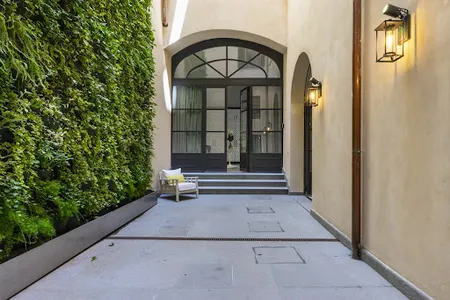 280M2 LUXURY PENTHOUSE JUST OFF SANTA MARIA NOVELLA
