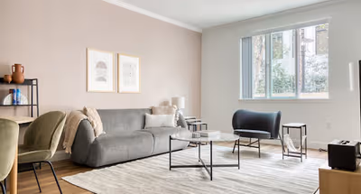 Playa Vista Dr Serviced Apartment