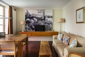 Splendom Belfort Master Suite with balcony