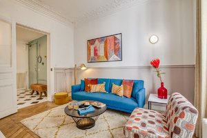 AN AIR OF JOIE DE VIVRE IN CANAL ST MARTIN