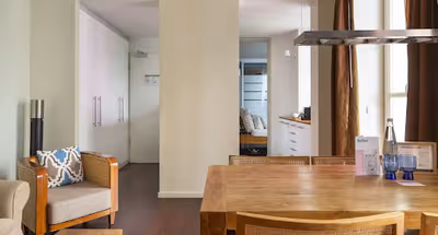 Splendom Belfort Master Suite with balcony