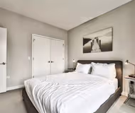 N Clark St Apartment