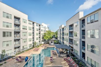AMLI South Shore
