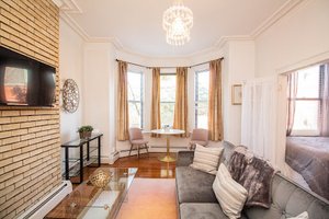 Brookline Village Furnished Accommodation