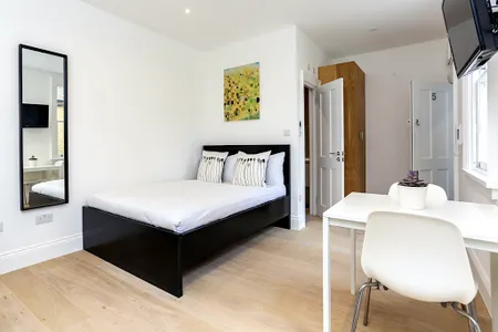 Studio apartment at Kings Cross Apartments