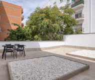 Av. de los Toreros Apartment