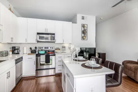 McKinney Ave Serviced Apartment