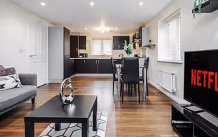 Smithland's Apartment with balcony