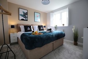 Redwald House-Sleeps 12 w/ Free Parking&Netflix