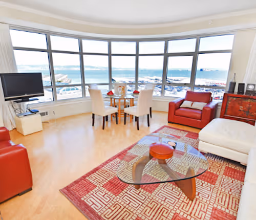 California St Apartment