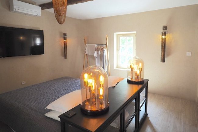 A Private Villa in the Picturesque Village of Joucas