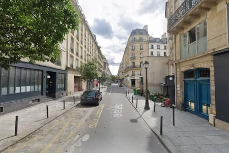 THE PALAIS-ROYAL TO THE BUZZY DISTRICT OF MARAIS TO THE TREASURES OF THE LOUVRE