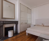 Bedroom at Rue de Bassano Serviced Apartment, Champs Elysee