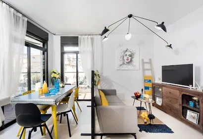 Zrubavel Street Serviced Apartment