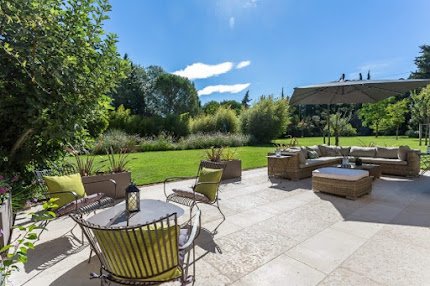 St Remy Provencal Villa With Mediterranean Essences