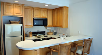Fully equipped kitchen at Green St & Filmore St