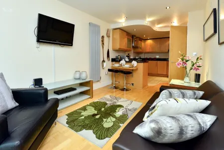Living space - 1 bed apartment