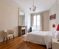 220SQM HAUSSMANN LUXURY IN CHAMPS ELYSEES