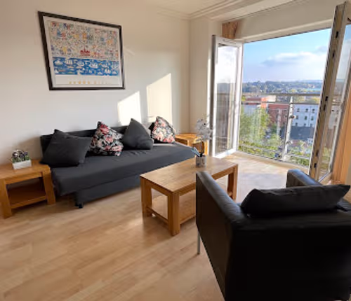 2Bed Stunning Basing Apartment