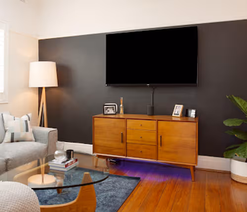 Home on Canberra Street