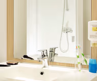 Bathroom at Le Havre Les Docks